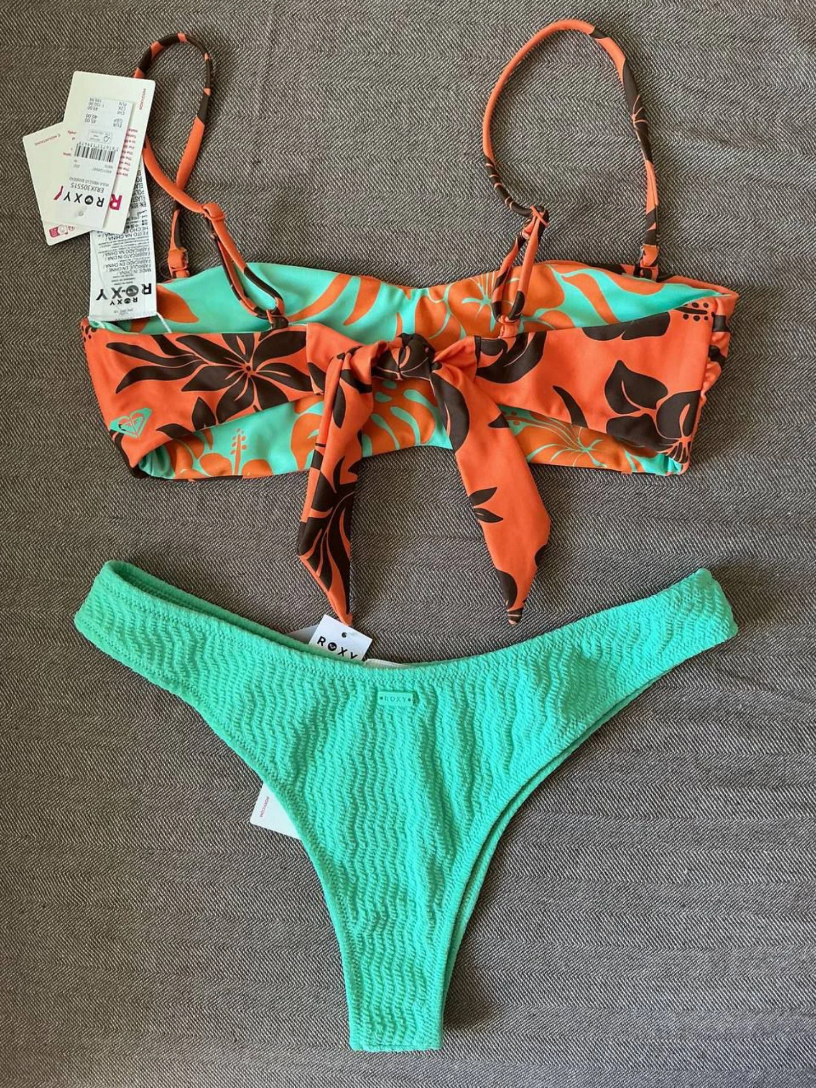 Roxy Women's Multicolor Reversible Bikini Top Size 38 – photo 2